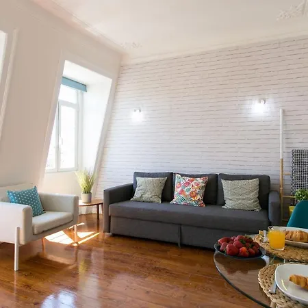 Photographers Attic W Stunning View In Alcantara * Lisboa